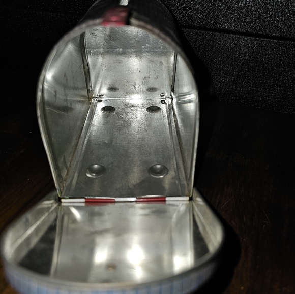 Vintage Tin Barn Bank Collection Bank 1970's - Picture 8 of 11